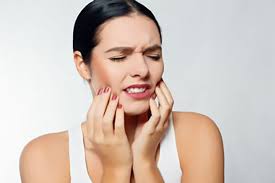 Swishing salt water in your mouth: Severe Toothache Symptoms That Require Emergency Dental Care Diamond Head Dental Care Honolulu Hawaii