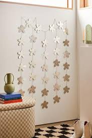 Daisy Chain Mirrored Wall Hanging