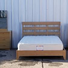 Some sleigh beds come with only the rolled headboard, creating a less commanding silhouette. Best Queen Size Vintage Ethan Allen Bed Set With Mid Century Dixie Bedroom Set Like New For Sale In Albuquerque New Mexico For 2021