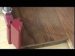 installing hardwood floor around curved