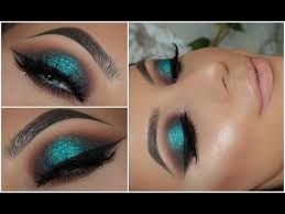 halo teal pop of colour smokey eye