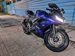 yamaha r15v3 blue bike motor