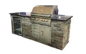 outdoor kitchens canada