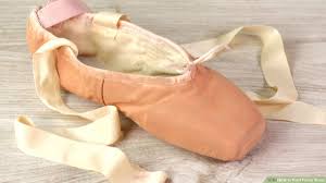 3 simple ways to paint pointe shoes