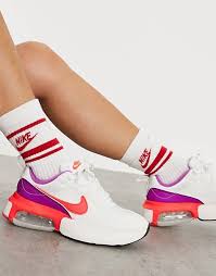 Möglich ist das allerdings nur durch stetige. Nike Nike Turnschuhe Nike Damenturnschuhe Asos Com