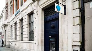 Whether you're at work and need to find your nearest branch, or need to know if barclays in alton is open on saturdays, bankopeningtimes.co.uk is a uk bank directory with details for local branches across the uk. Barclays Bank In Colchester
