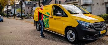 Get rate quotes, courier delivery services, create shipping labels, ship packages and track international shipments in mydhl+. Become A Courier Dhl Parcel