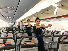 Looking for jetstar airways flights? Jetstar Pacific Rebrands As Pacific Airlines With New Crew Uniforms Simple Flying
