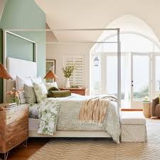 Canopy Beds For Dreamy Bedroom Design