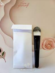 saint lau ysl mini foundation brush