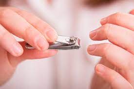 how to use nail clippers the right