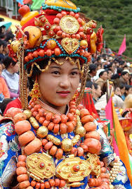 Treasured Khampa Tibetan costume and ornaments (1 of 2) | Flickr