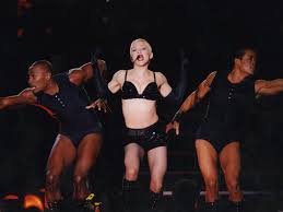 Ama aklına böyle bir şey gelmiyordu. Rodman S 20m Madonna Baby Claim Morning Bulletin