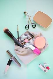 five minute diy organize your makeup