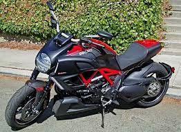 2016 ducati diavel carbon red a