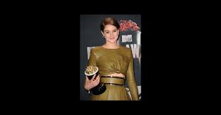 PHOTOS - MTV Movie Awards : Shailene Woodley ravissante, skinny et sexy sur  red carpet ! | Premiere.fr