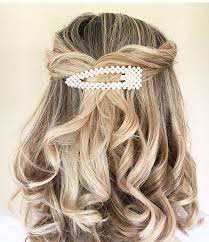 See more ideas about wedding hairstyles, hair styles, hair beauty. Nezhni I Krasivi 27 Svatbeni Pricheski Koito Sa Idealni Za Golemiya Den Dama Bg Lyubimiyat Sajt Na Vsyaka Dama