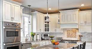 kitchen with crown molding