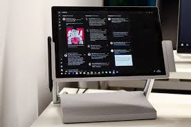 this is the surface dock that microsoft