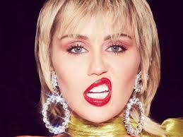 Miley ray cyrus was born destiny hope cyrus on november 23, 1992 in franklin, tennessee to tish cyrus & billy ray cyrus. Miley Cyrus Comemora 10 Anos Do Vazamento De Video Polemico Popline