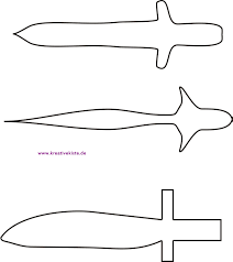 Schwerter waren in den meisten antiken bis mittelalterlichen kulturen zu finden, sowohl im abendländischen als auch im orientalischen und ostasiatischen kulturraum. Holzschwert 1