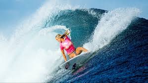 bethany hamilton who lost her hand in