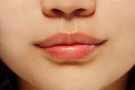 7 tips mengecilkan bibir tanpa operasi
