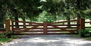 2 rustic cedar split rail split rail fencing is available in 2 and 3 rail and is ideal for decorative fencing. Pin On Landscape Paintings