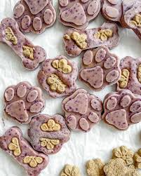 frozen peanut er banana dog treats