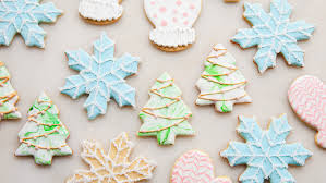 Wait until the cookies have cooled completely before decorating, and cover the icing with a damp paper towel and plastic wrap until. How To Decorate Christmas Cookies Video Style Sweet