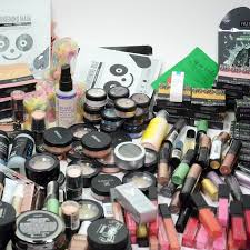 mixed lot beauty box makeup 20 items in