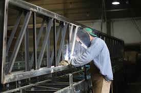 Konstrukcje stalowe i ich zastosowanie | HMM Steel