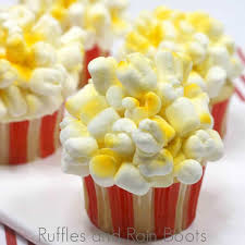 these popcorn cupcakes are easy and
