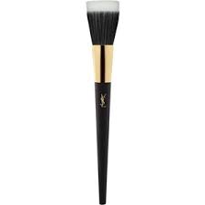 complexion polisher foundation brush by