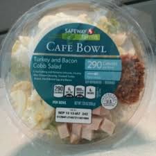 bacon cobb salad and nutrition facts