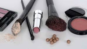 10 facts about the make up industry you