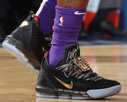 The following list details each of the yearly signature lebron james shoe offerings from nike. Lebron James Sneakers 2018 19 Season Nice Kicks