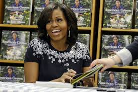 The story of the white house kitchen garden and i've been looking forward to this since thursday. Michelle Obama Back On Book Tour How Successful Are First Lady Authors Csmonitor Com