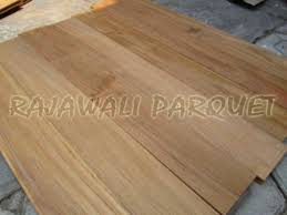 As standard flatbed flooring, apitong (keruing)™ is usually used as solid, plank flooring. Flooring Kayu Jati Ukuran Jumbo 12 30 60cm Toko Lantai Kayu