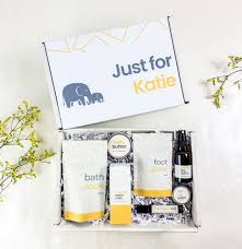 personalised pregnancy gift box