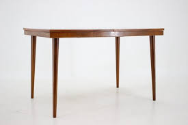 Walnut Extendable Dining Table In Gloss