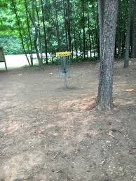 Robbins park disc golf course is a really fun intermediate to advanced level course. Infinite Courses Nevin Park Dgc