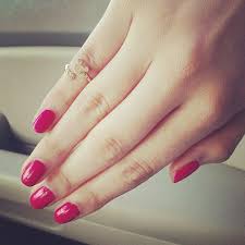 bethany mota red nails steal her style