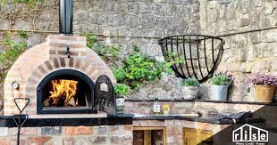 Make your own diy outdoor pizza oven instead using cement, tile, and other materials that are easy to find at any home improvement store. How To Build A Simple Wood Fired Oven