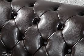 This new couch is upholstered in a luxurious grape verkaufe hier einen sehr gemütlichen stuhl in grün silber auf verhandlungsbasis. Edles Chesterfield Sofa Braun Riess Ambiente De