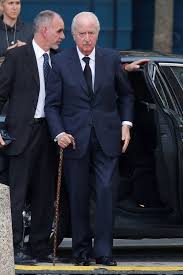 À 91 ans, edouard balladur a été premier ministre de 1993 à 1995 sous le mandat de françois mitterrand. Edouard Balladur 2022 Photos Facebook