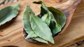 How important are bay leaves in a recipe?