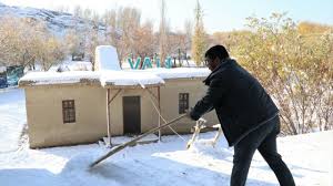 فان التركية تكتسي بالأبيض.. الهطول الأول للثلوج لهذا الموسم - وكالة نيو ترك  بوست الاخبارية