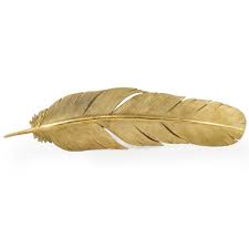 Brilliant and beautiful, peacocks are made to make an entrance. Large Gold Feather Home Accessories Online