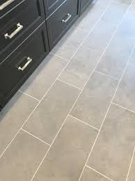 how to choose kitchen floor tiles when